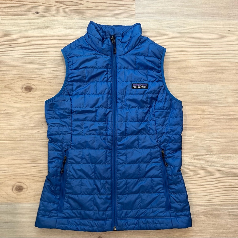 Patagonia women’s nano puff vest